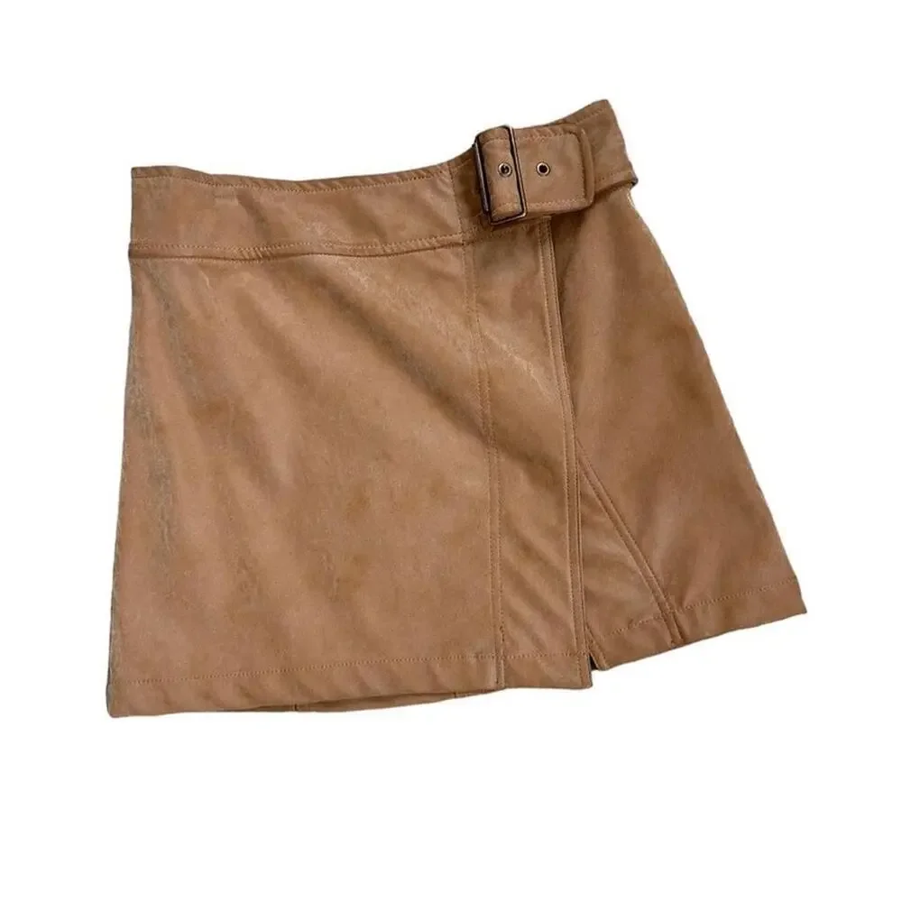 Tan suede mini skirt with belt from Free People new with tags size 6